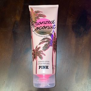 🥥(NWT) PINK Victoria’s Secret Coconut Lotion🥥